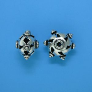 15105 - Bali Silver Bead 10.5x15mm 15105 - Bali Silver Bead 10.5x15mm