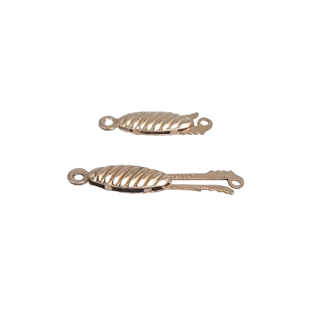 1808 - Gold Filled Fish Hook Clasp 1808 - Gold Filled Fish Hook Clasp