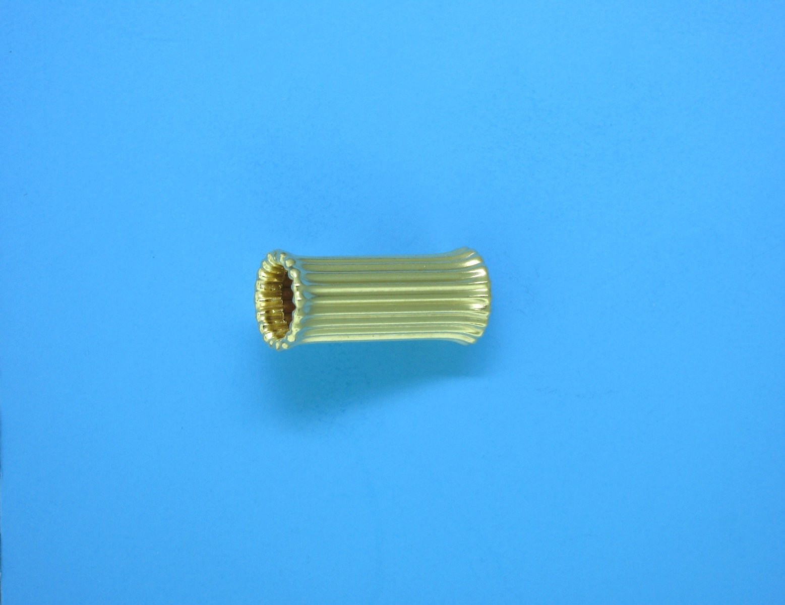 7x16mm Gold Filled Bone Shape Bead 7x16mm Gold Filled Bone Shape Bead