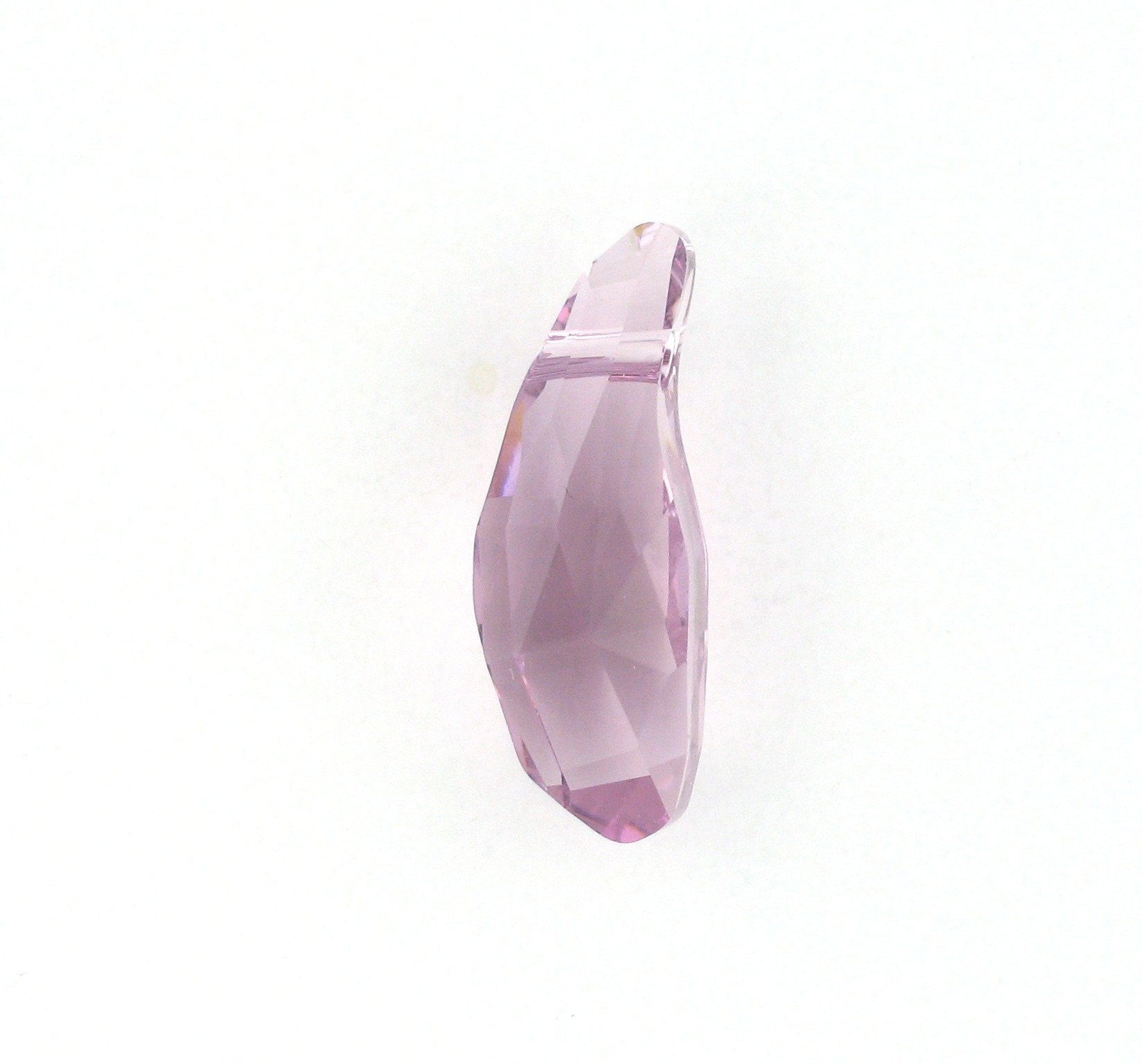 5531 - 18mm Swarovski Aquiline Crystal Bead - Light Amethyst 5531 - 18mm Swarovski Aquiline Crystal Bead - Light Amethyst