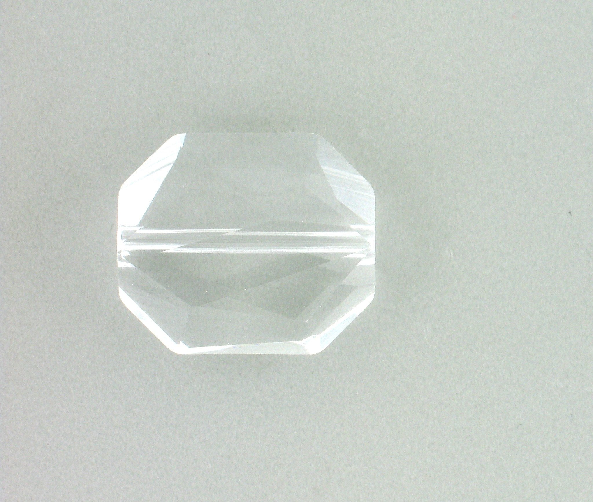 5520 - 12mm Swarovski Graphic Bead - Crystal 5520 - 12mm Swarovski Graphic Bead - Crystal