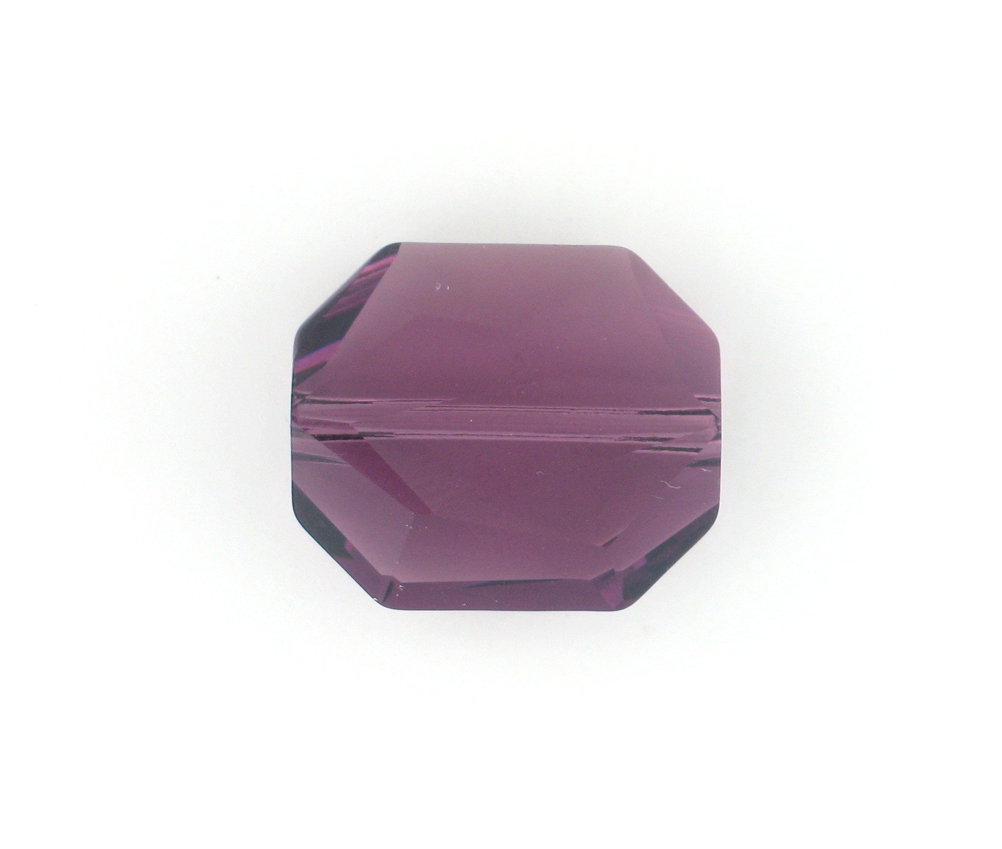 5520 - 12mm Swarovski Graphic Crystal Bead - Amethyst 5520 - 12mm Swarovski Graphic Crystal Bead - Amethyst