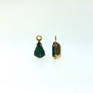 37217 - Swarovski Pear Shaped Single Stone Setting - Emerald 37217 - Swarovski Pear Shaped Single Stone Setting - Emerald