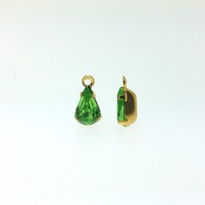 37217 - Swarovski Pear Shaped Single Stone Setting - Peridot 37217 - Swarovski Pear Shaped Single Stone Setting - Peridot