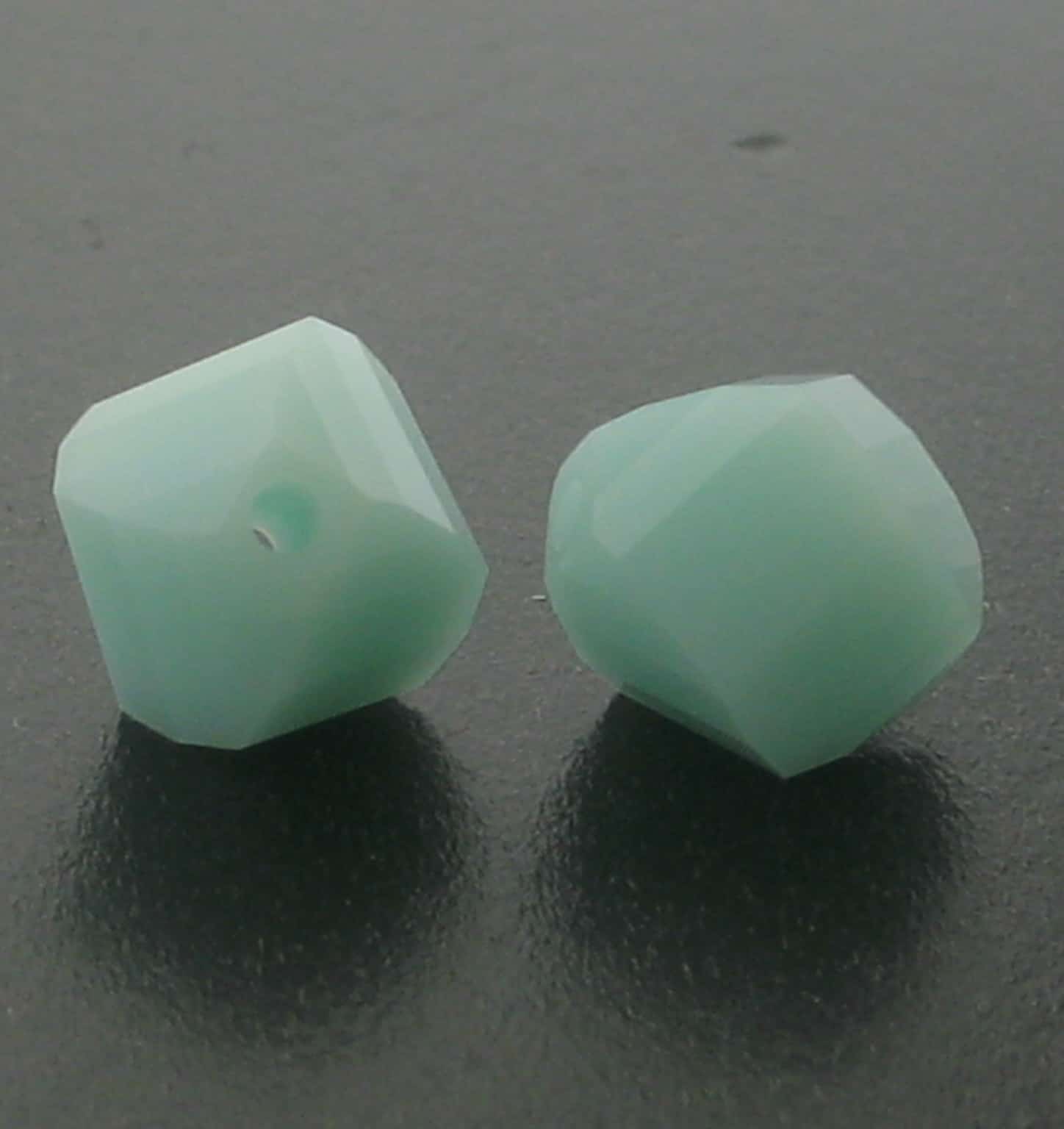5020 - 6mm Swarovski Helix Beads - Mint Alabaster 5020 - 6mm Swarovski Helix Beads - Mint Alabaster