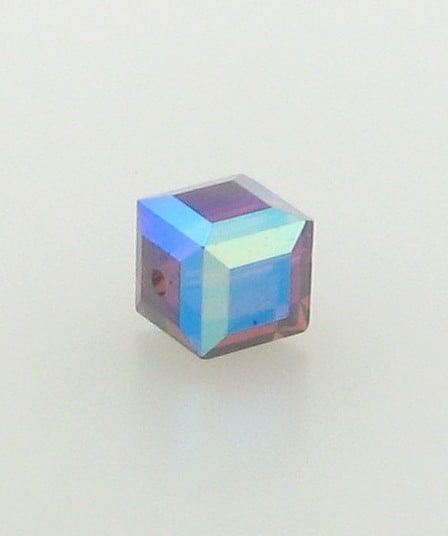 5601 - 6mm Swarovski Cube Crystal - Burgundy AB 5601 - 6mm Swarovski Cube Crystal - Burgundy AB