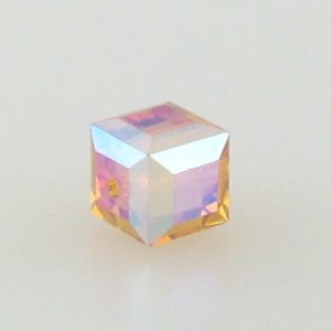 5601 - 6mm Swarovski Cube Crystal - Topaz AB 5601 - 6mm Swarovski Cube Crystal - Topaz AB
