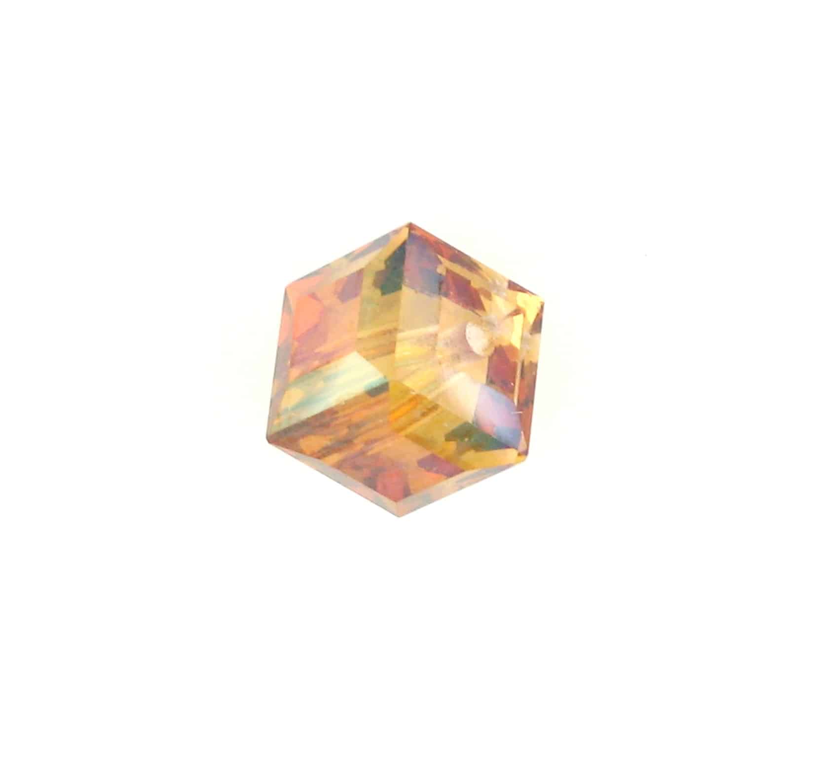5601 - 4mm Swarovski Cube Crystal - Crystal Copper 5601 - 4mm Swarovski Cube Crystal - Crystal Copper