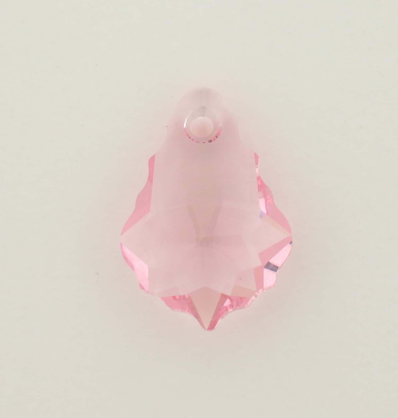 6090 - 16x11mm Swarovski Baroque Pendant - Light Rose 6090 - 16x11mm Swarovski Baroque Pendant - Light Rose