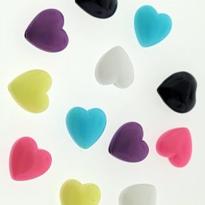 High Quality Synthetic Heart Bead