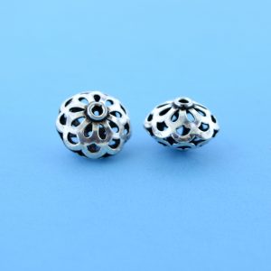 SB-5 - 10x15mm Bali Silver Flattened Fancy Bead SB-5 - 10x15mm Bali Silver Flattened Fancy Bead